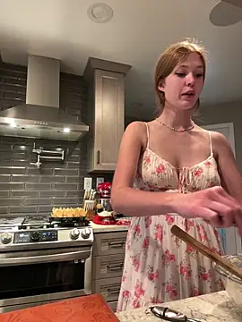 Snapshot of AnnaGingerDD chatting on November 11, 9:26 pm AnnaGingerDD online show from November 11, 9:26 pm