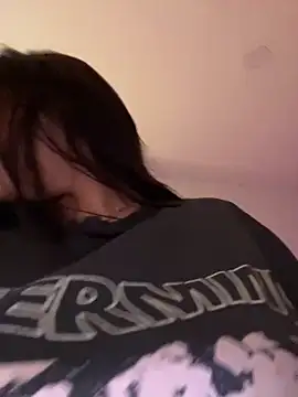 Snapshot of marcimaa chatting on December 1, 10:32 pm marcimaa online show from December 1, 10:32 pm