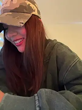 Snapshot of marcimaa chatting on February 2, 10:17 pm marcimaa online show from February 2, 10:17 pm