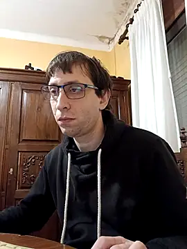 Snapshot of White_rabbit_ chatting on March 5, 8:27 pm White rabbit online show from March 5, 8:27 pm