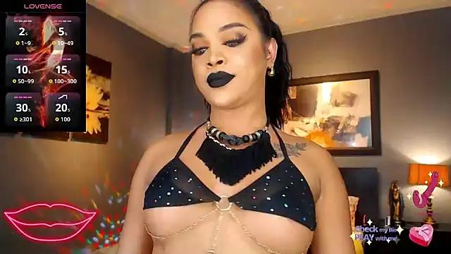 MarryQueen22 online show from April 27, 10:52 pm