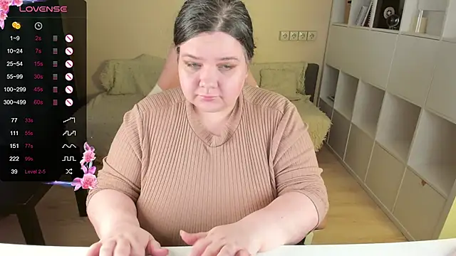 PlumPie online show from October 31, 10:22 pm