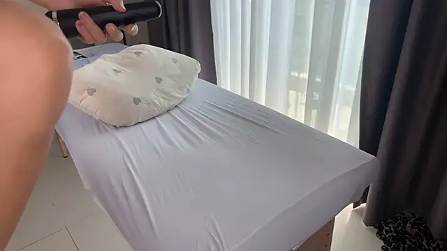 Snapshot of Eva_Nathan chatting on January 29, 5:19 am Eva Nathan online show from January 29, 5:19 am