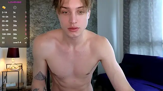 Snapshot of Cryptikov chatting on November 11, 5:18 am Cryptikov online show from November 11, 5:18 am