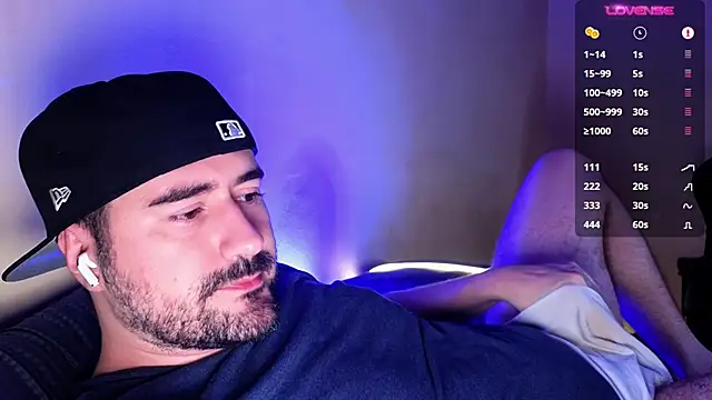 DominantTheo online show from December 11, 2:41 am