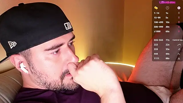 DominantTheo online show from November 17, 3:23 am