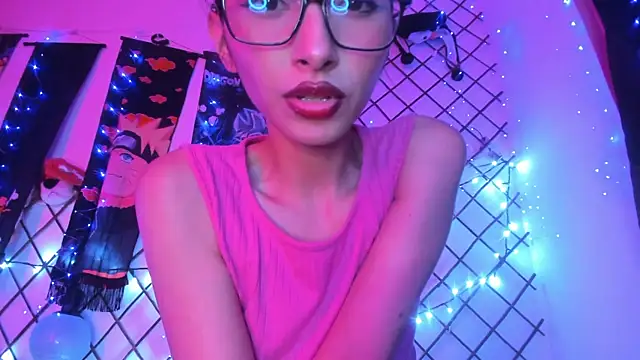 Snapshot of Alice_jacobs1 chatting on January 15, 4:25 am Alice jacobs1 online show from January 15, 4:25 am