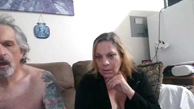 Snapshot of Victoria121565 chatting on June 14, 6:54 pm Victoria121565 online show from June 14, 6:54 pm