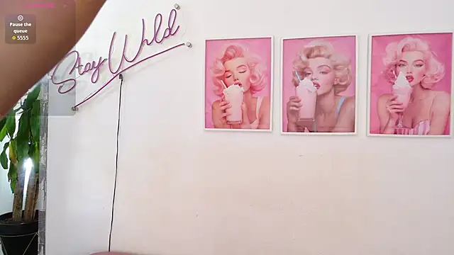 Adele LatinLady online show from June 20, 8:11 pm