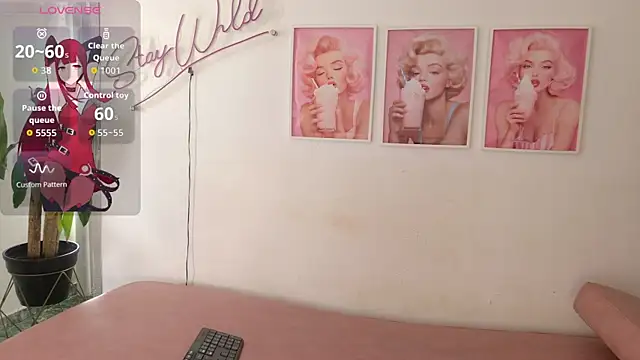 Adele LatinLady online show from July 29, 8:51 pm