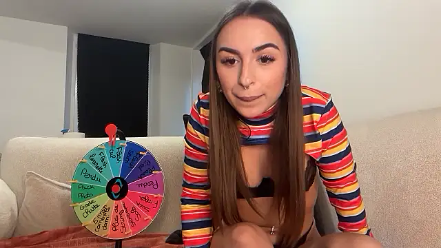 Snapshot of onefire56 chatting on October 25, 4:24 pm onefire56 online show from October 25, 4:24 pm