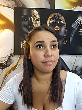 LizzRouse online show from August 1, 8:30 pm
