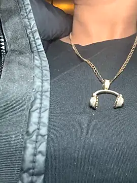 Snapshot of Strongqueen chatting on September 18, 7:16 pm Strongqueen online show from September 18, 7:16 pm