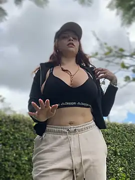 sahorix1 online show from February 22, 4:05 pm