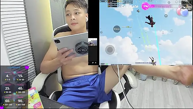 Snapshot of Naughty--asian chatting on July 23, 1:42 pm Naughty--asian online show from July 23, 1:42 pm