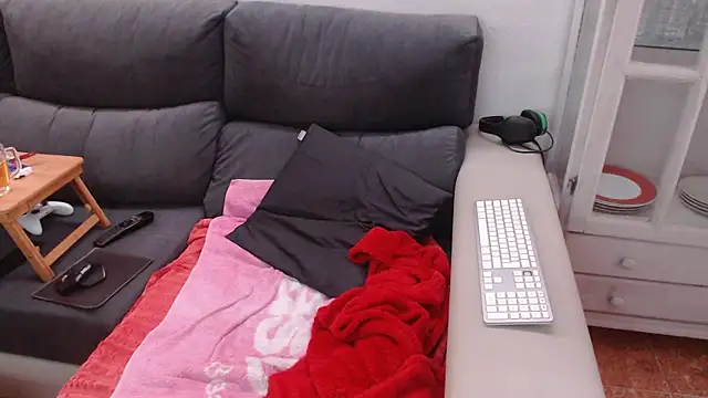 Nudelschwanz online show from February 9, 5:22 pm