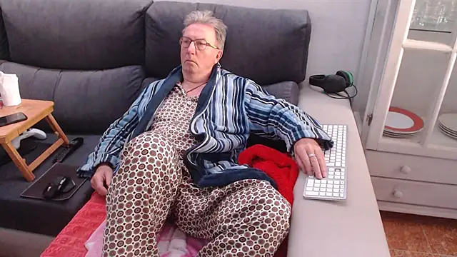 Nudelschwanz online show from February 10, 7:58 am