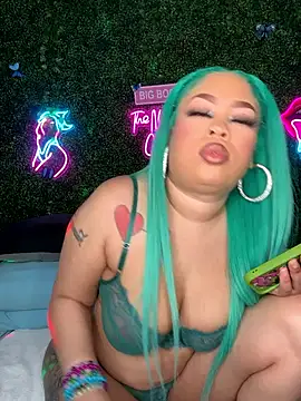 ThickAssRena online show from February 24, 8:01 am