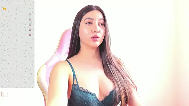 Snapshot of alice-love1 chatting on December 24, 7:11 pm alice-love1 online show from December 24, 7:11 pm