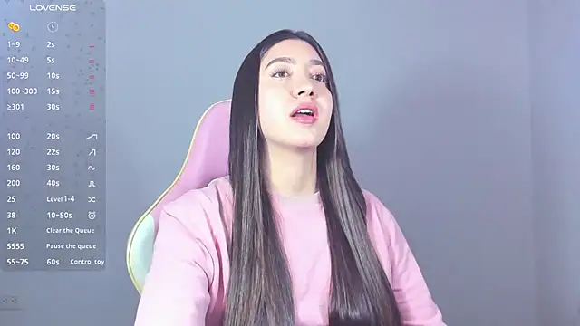 Snapshot of alice-love1 chatting on December 27, 12:07 am alice-love1 online show from December 27, 12:07 am