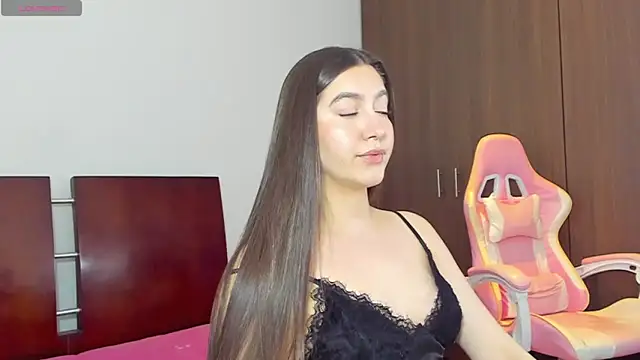 Snapshot of alice-love1 chatting on September 27, 11:32 pm alice-love1 online show from September 27, 11:32 pm