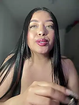 Snapshot of cami_ortiz__ chatting on January 17, 5:21 am cami ortiz online show from January 17, 5:21 am
