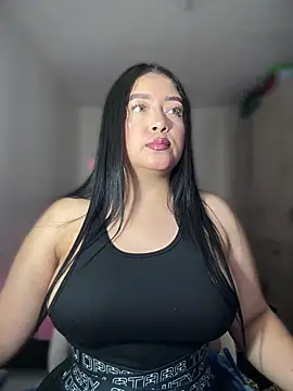 Snapshot of cami_ortiz__ chatting on February 16, 3:15 am cami ortiz online show from February 16, 3:15 am