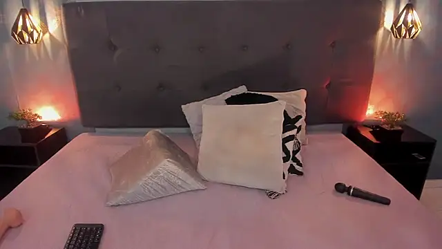 Madisonsmiith online show from December 28, 5:12 am
