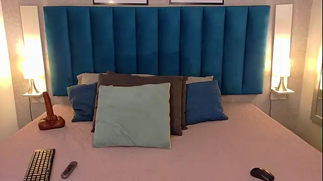 Madisonsmiith online show from July 13, 8:11 pm