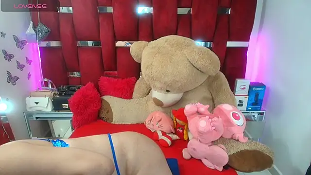 Snapshot of Ginna_doll chatting on October 19, 1:39 am Ginna doll online show from October 19, 1:39 am