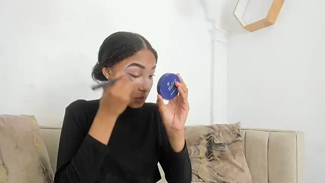 kristyl paez online show from October 18, 8:09 pm