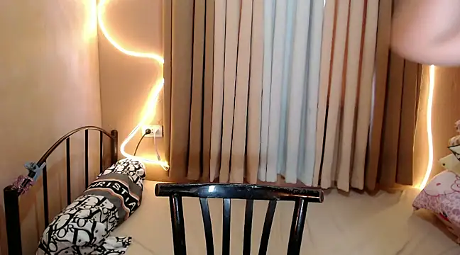 Itsme claire online show from January 27, 3:04 am