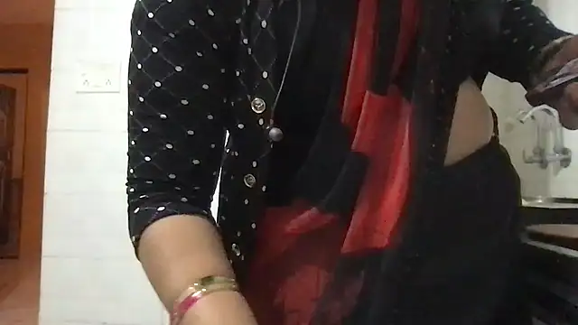 Snapshot of Riyasingh9 chatting on January 25, 4:56 am Riyasingh9 online show from January 25, 4:56 am