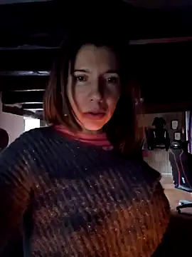 Snapshot of Lina_lou4 chatting on December 18, 11:34 am Lina lou4 online show from December 18, 11:34 am