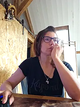 Snapshot of Lina_lou4 chatting on February 25, 11:41 am Lina lou4 online show from February 25, 11:41 am