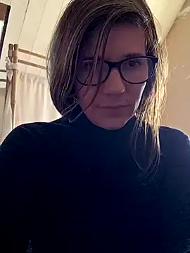 Snapshot of Lina_lou4 chatting on March 18, 12:25 pm Lina lou4 online show from March 18, 12:25 pm