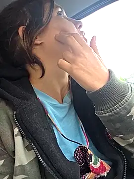 Snapshot of Lina_lou4 chatting on September 21, 8:49 am Lina lou4 online show from September 21, 8:49 am