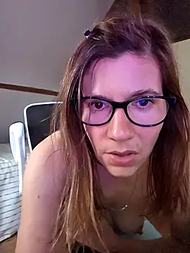 Snapshot of Lina_lou4 chatting on November 13, 3:55 pm Lina lou4 online show from November 13, 3:55 pm