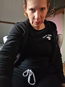 Lina lou4 online show from February 19, 4:36 pm