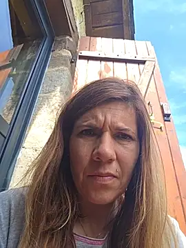 Snapshot of Lina_lou4 chatting on May 30, 1:41 pm Lina lou4 online show from May 30, 1:41 pm