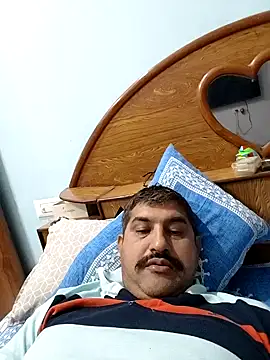 Amandev7 online show from October 18, 3:09 am