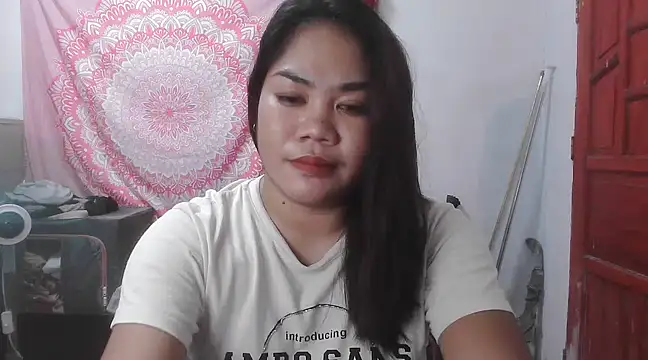 Snapshot of xxsam_69xx chatting on February 16, 10:54 am xxsam 69xx online show from February 16, 10:54 am