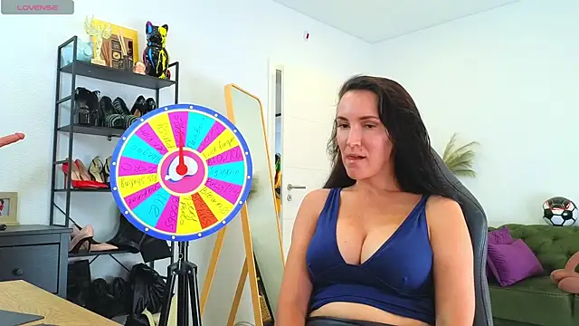 EvaKeks online show from July 5, 5:42 pm