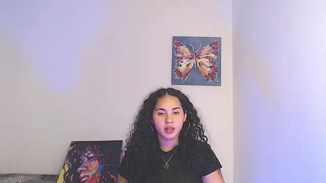 Snapshot of luciana_keating chatting on September 15, 4:07 pm luciana keating online show from September 15, 4:07 pm