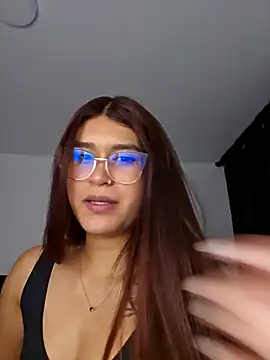 Bunny22  online show from January 16, 4:17 am