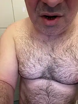 Snapshot of mpowerintime chatting on February 21, 7:01 am mpowerintime online show from February 21, 7:01 am