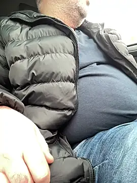 Snapshot of mpowerintime chatting on March 2, 10:24 am mpowerintime online show from March 2, 10:24 am