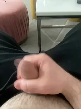 Snapshot of mpowerintime chatting on March 10, 10:26 am mpowerintime online show from March 10, 10:26 am