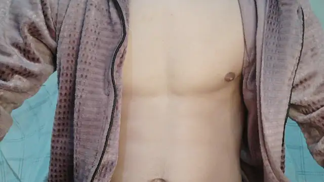 Snapshot of roccosif696 chatting on June 9, 8:04 am roccosif696 online show from June 9, 8:04 am