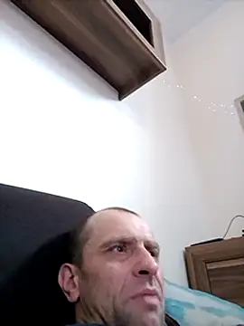 Snapshot of Roman0798 chatting on December 16, 12:38 pm Roman0798 online show from December 16, 12:38 pm